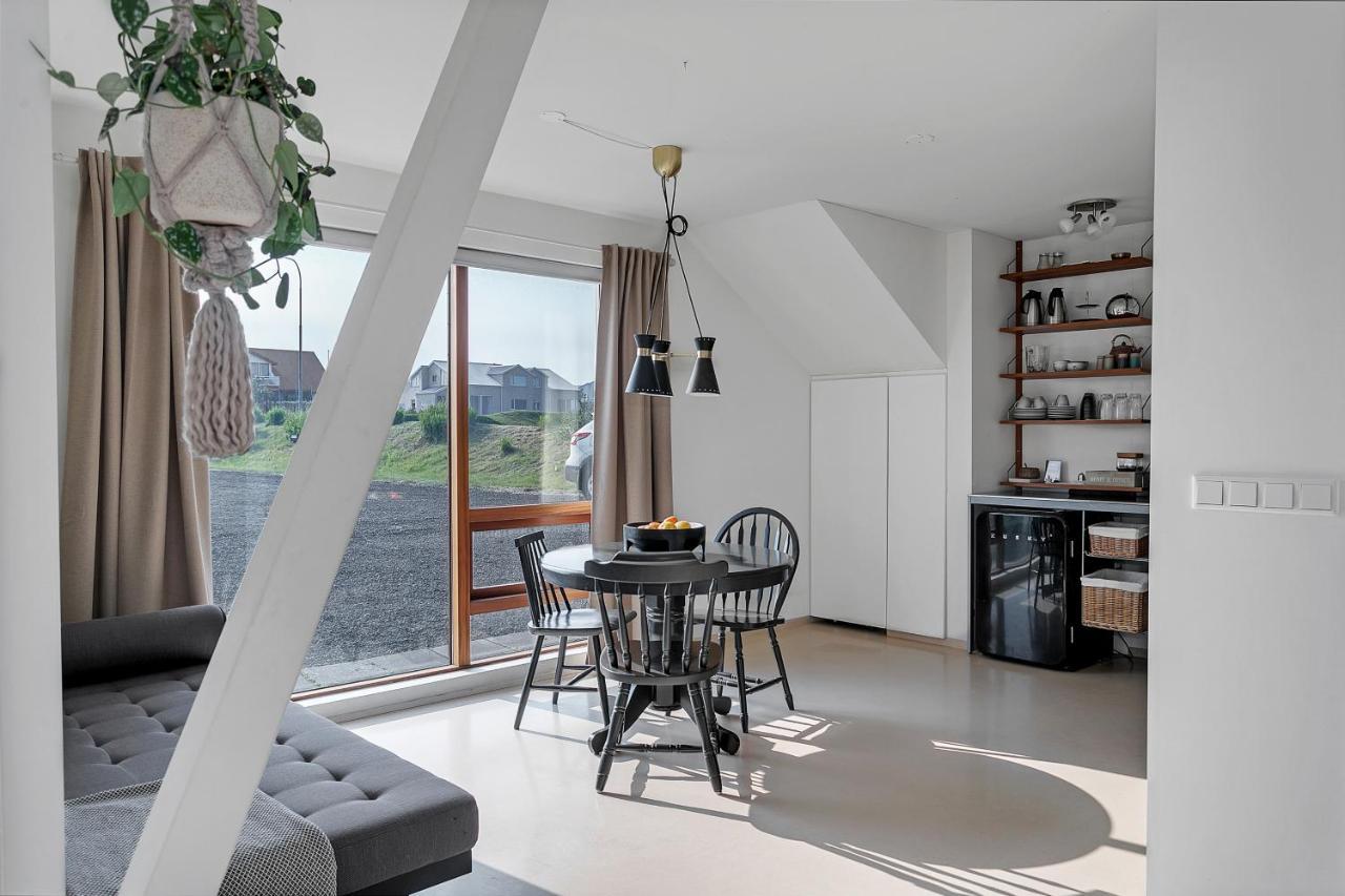 Eyvindarholt Guesthouse Álftanes Exteriör bild