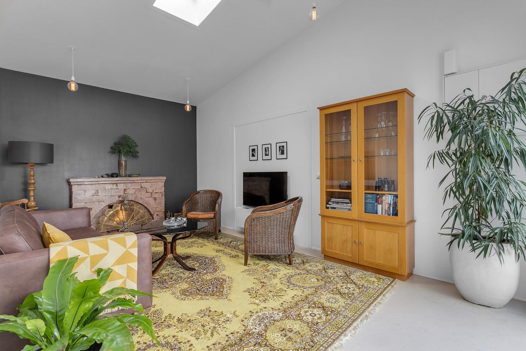 Eyvindarholt Guesthouse Álftanes Exteriör bild