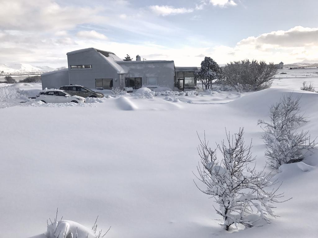 Eyvindarholt Guesthouse Álftanes Exteriör bild
